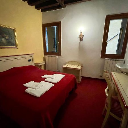 Ai Boteri Hostel Βενετία Εξωτερικό φωτογραφία