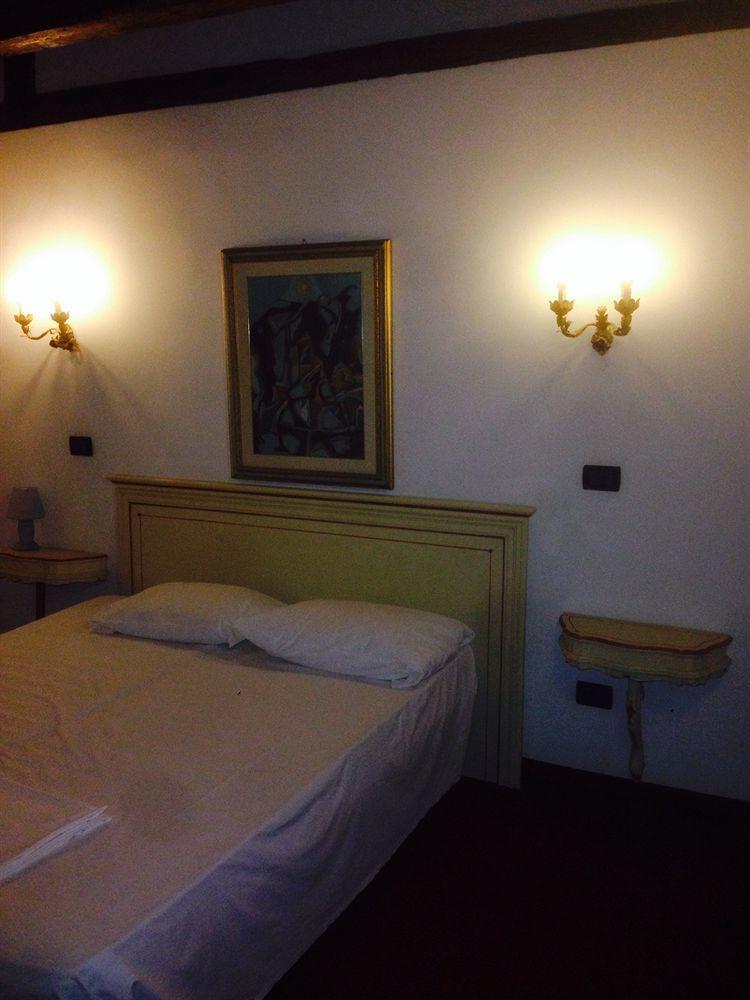 Ai Boteri Hostel Βενετία Εξωτερικό φωτογραφία